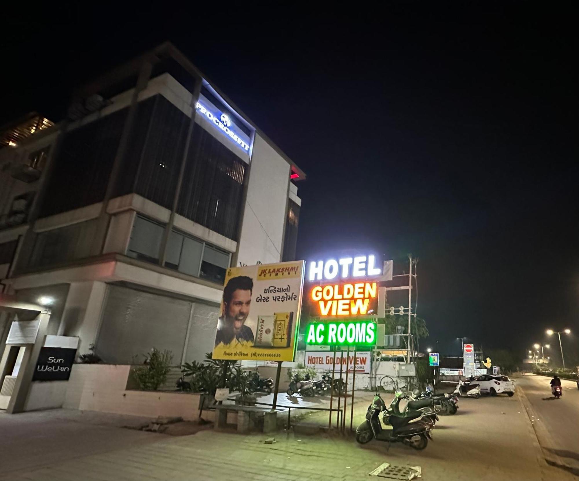 Hotel Golden View Вадодара Экстерьер фото